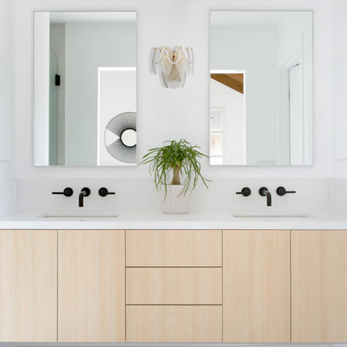 Vintage Wall Light Retro Wall Sconce 2-Light with Leaf Shape Frosted Glass and White Beads