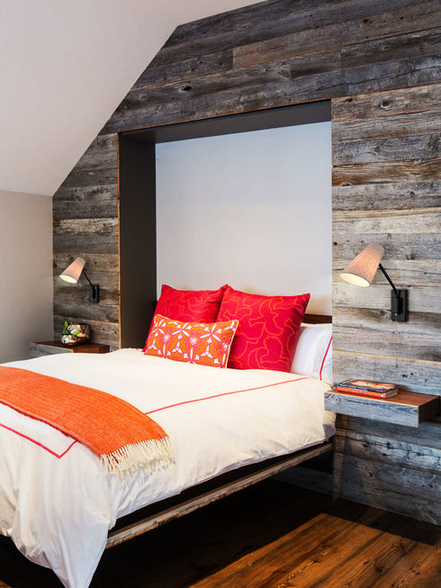 Modern Plug-in Wall Light Black Swing Arm Wall Lamp