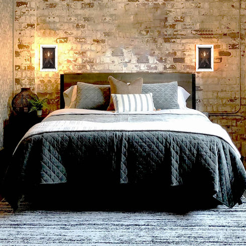 Farmhouse Rustic Wall Sconce 1-Light Mail Box Wooden Wall Lamp