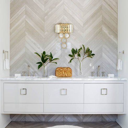 Modern 2-Light Gold Metal Wall Sconce with Crystal Wall Lamp for Bedroom Living Room Vanity Lighting Fixture