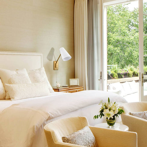 Modern Gold Plug-in Wall Sconce Linen Swing Arm Wall Lamp