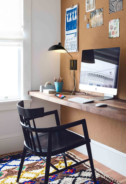 Swing Arm Wall Sconces Modern Black Plug-in Wall Lamp with USB Charge Port