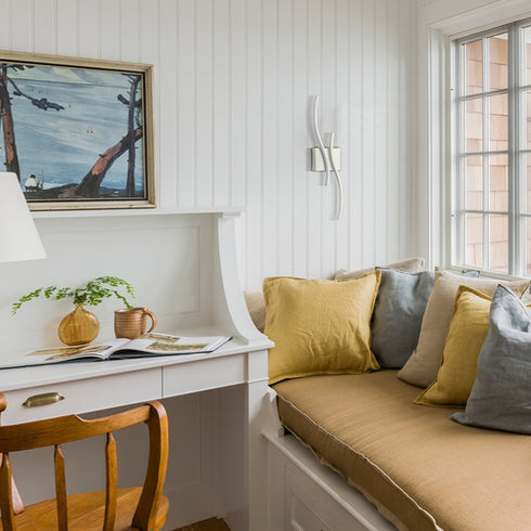 Modern LED Sconce Wall Lighting Indoor 24" Minimalist Industrial White Wall Sconce